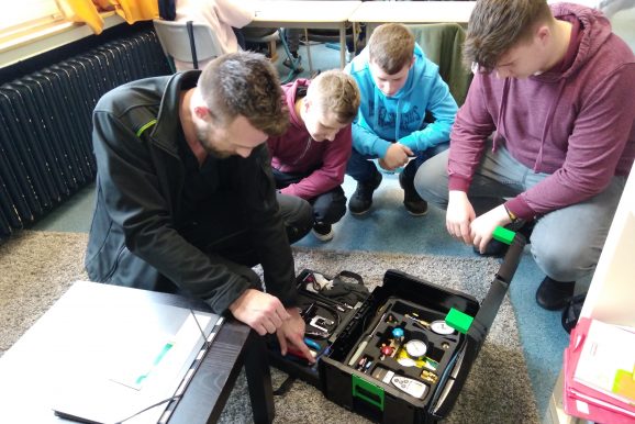 Sekundarschule Lage hat Ausbildungsbotschafter zu Besuch